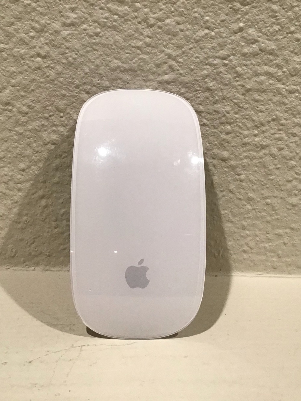 Apple White Magic Mouse Bluetooth Optical Mouse A1296 3VDC